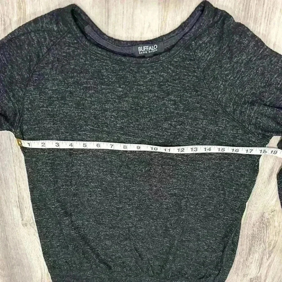 Buffalo women’s knit top size S nwot - Picture 3 of 3